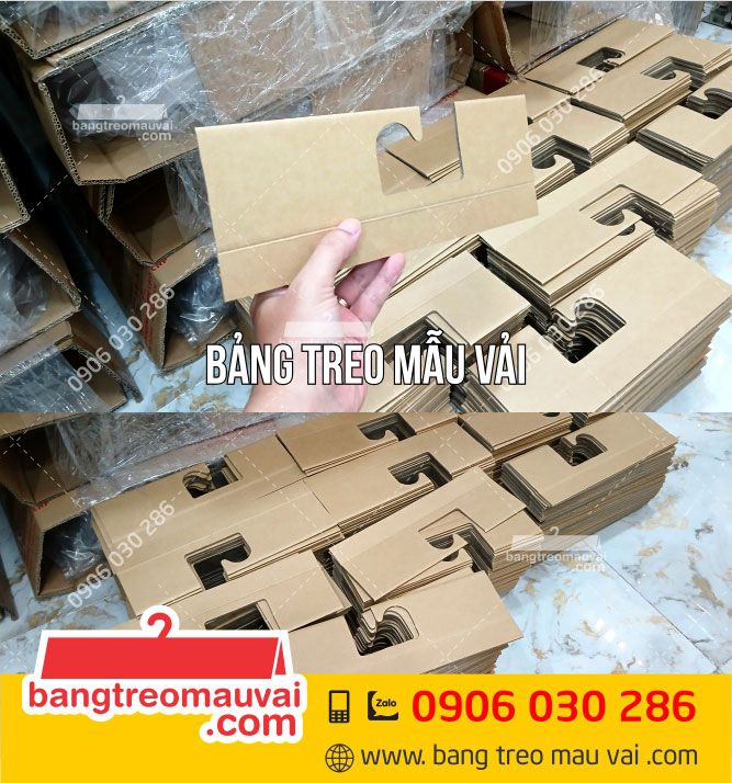 Sản-xuất-bảng-treo-mẫu-vải-bìa-cứng-tại-tp-Hồ-Chí-Minh