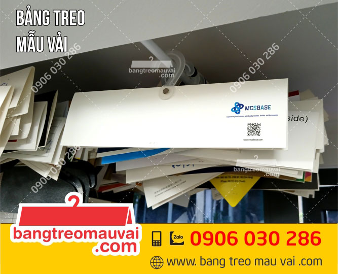 Bảng-treo-mẫu-vải-gắn-móc-nhựa-MCS-Base
