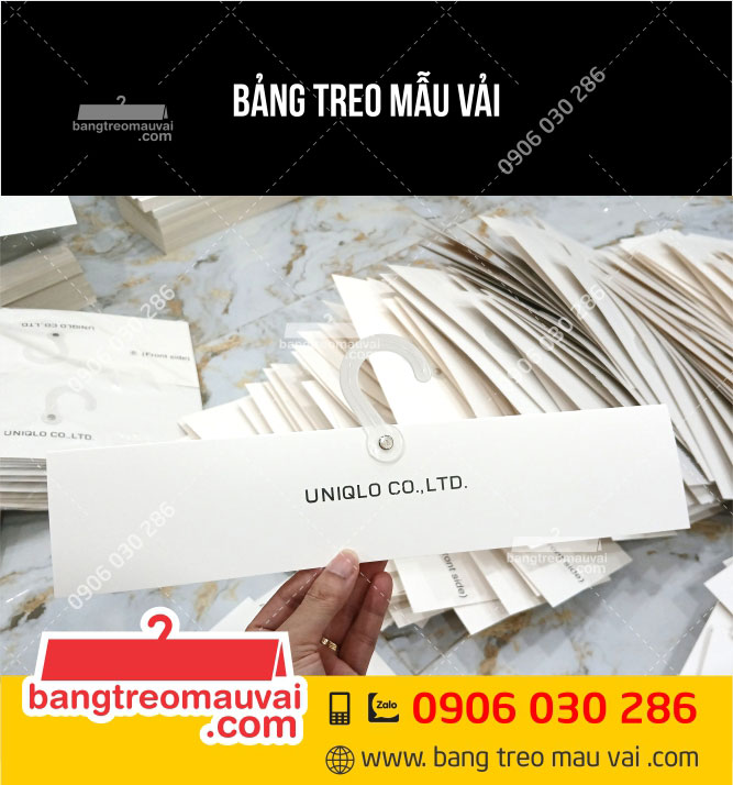 Sản-xuất-Bảng-mẫu-vải-Uniqlo-gắn-móc-nhựa